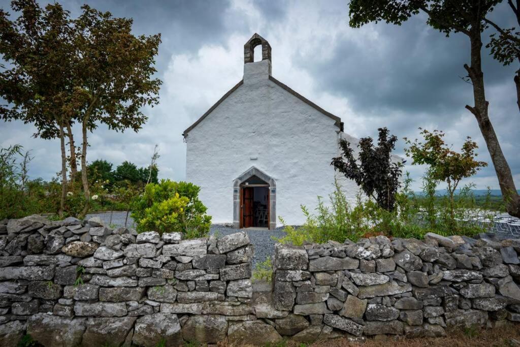 The Burren Art Gallery Built In 1798 Tubber Exterior foto
