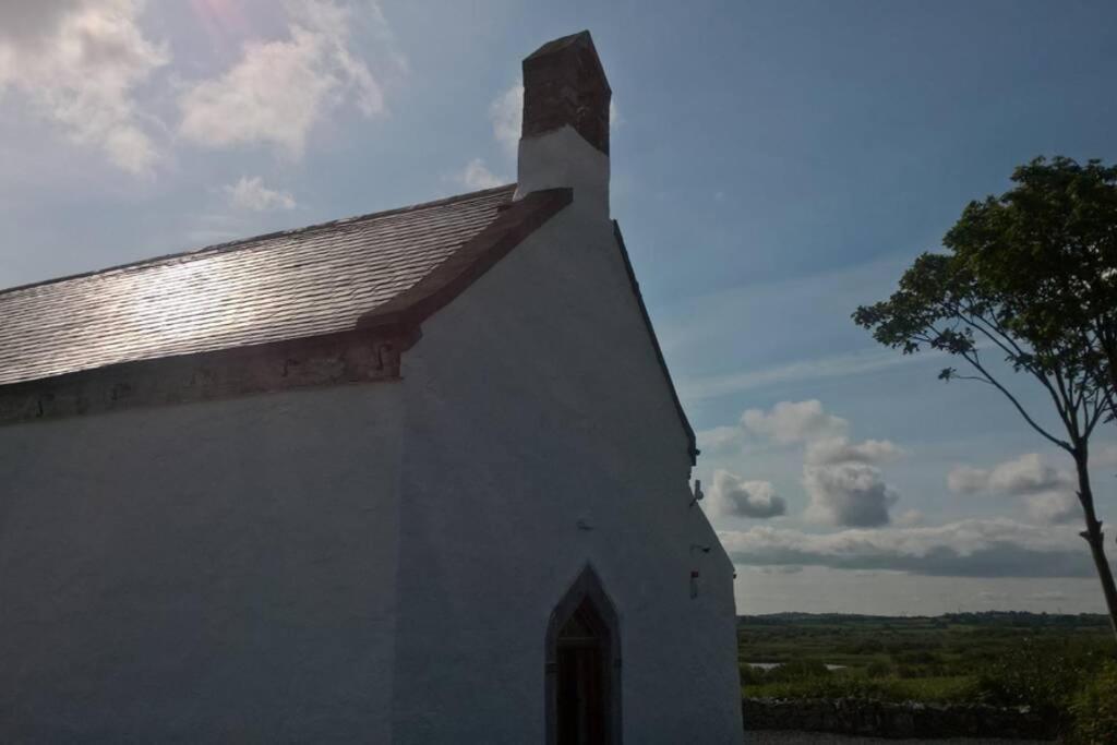 The Burren Art Gallery Built In 1798 Tubber Exterior foto