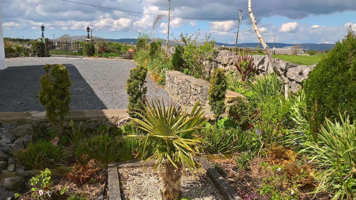 The Burren Art Gallery Built In 1798 Tubber Exterior foto