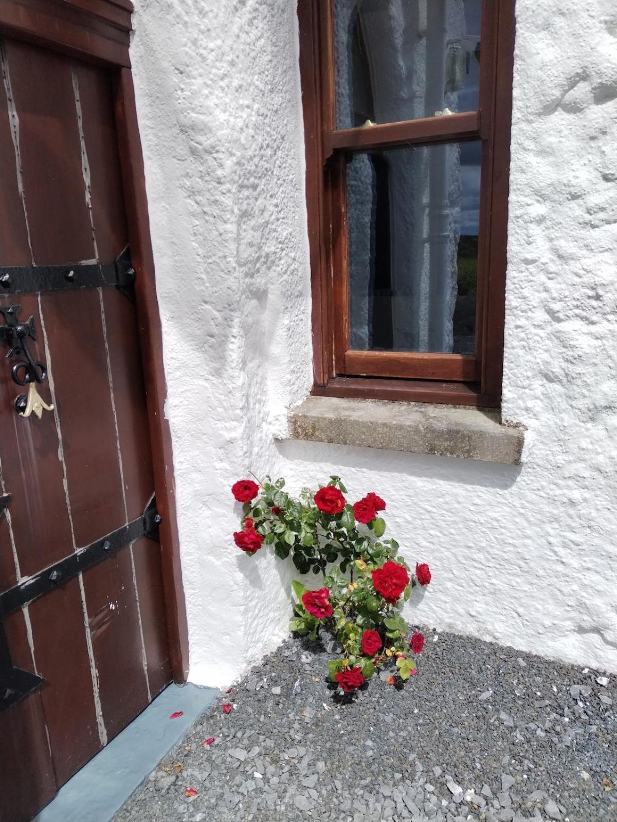 The Burren Art Gallery Built In 1798 Tubber Exterior foto